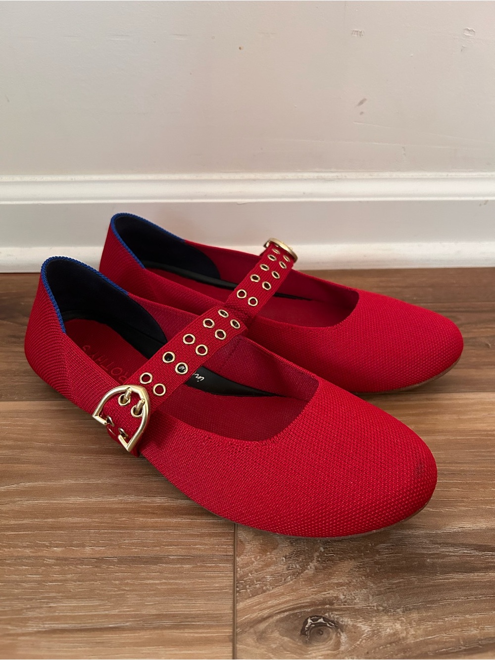 Rothy’s The Max Buckle Mary Jane Shoe Red Gold size 9.5 Flats